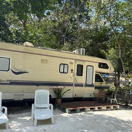 Momotoh Camper Hotel Xpujil Exterior photo