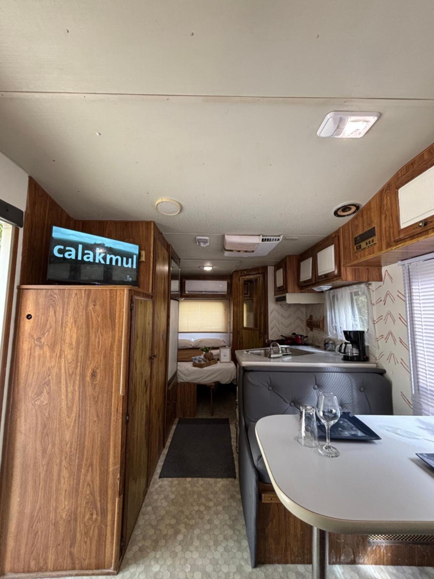Momotoh Camper Hotel Xpujil Exterior photo